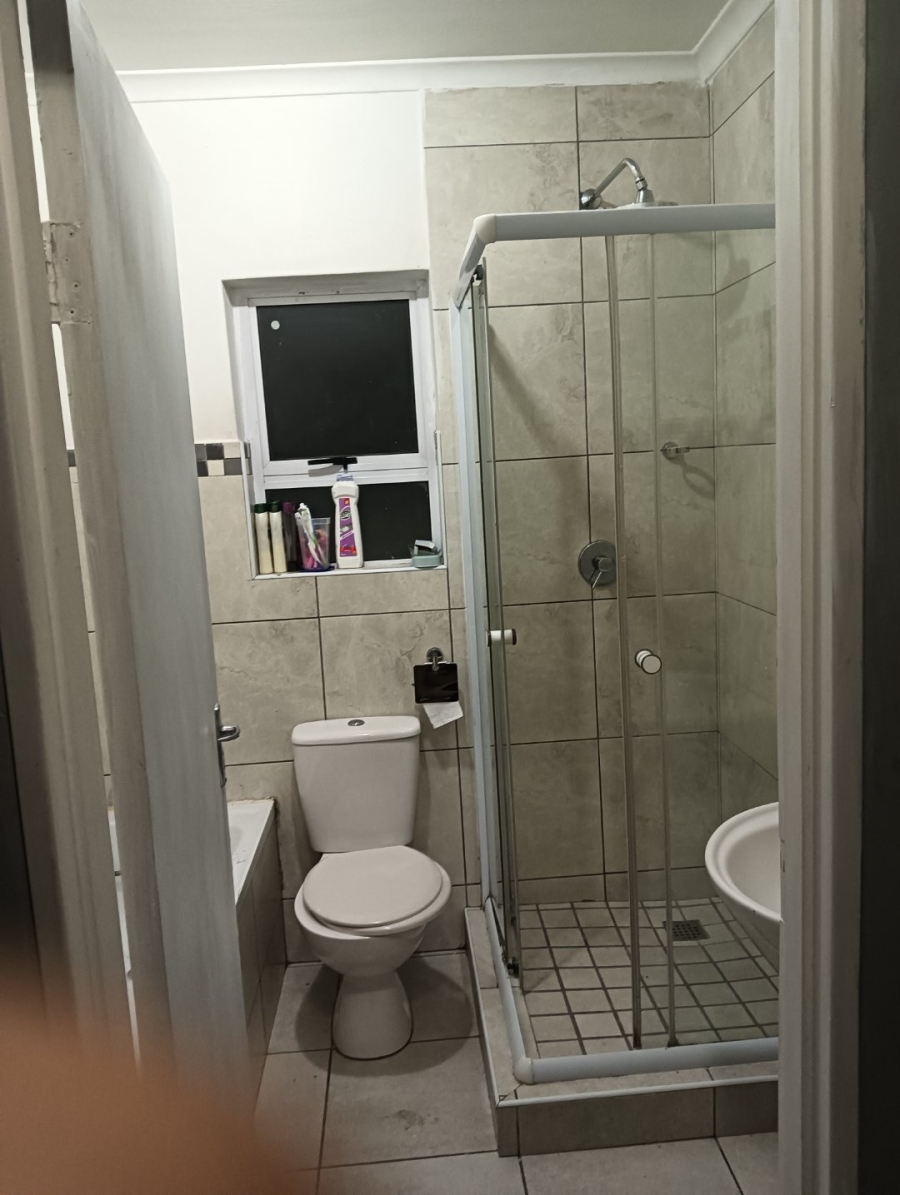 2 Bedroom Property for Sale in Beverly Park Western Cape